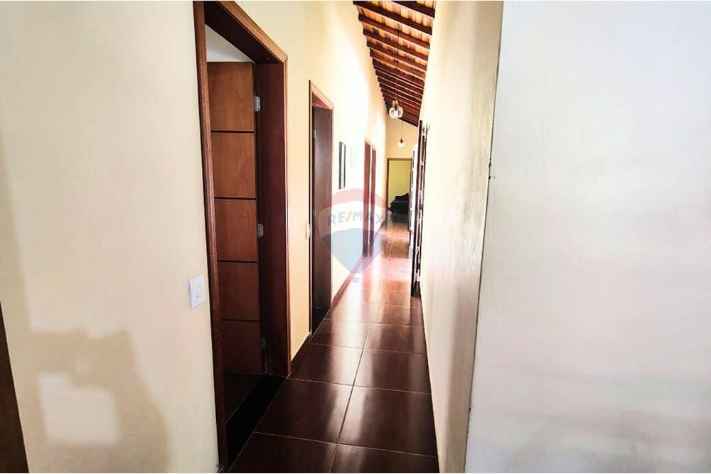 Chácara / Sítio / Fazenda - Venda - Itatiba , São Paulo - corredor dos quartos - Editado.jpg - 691131036-10