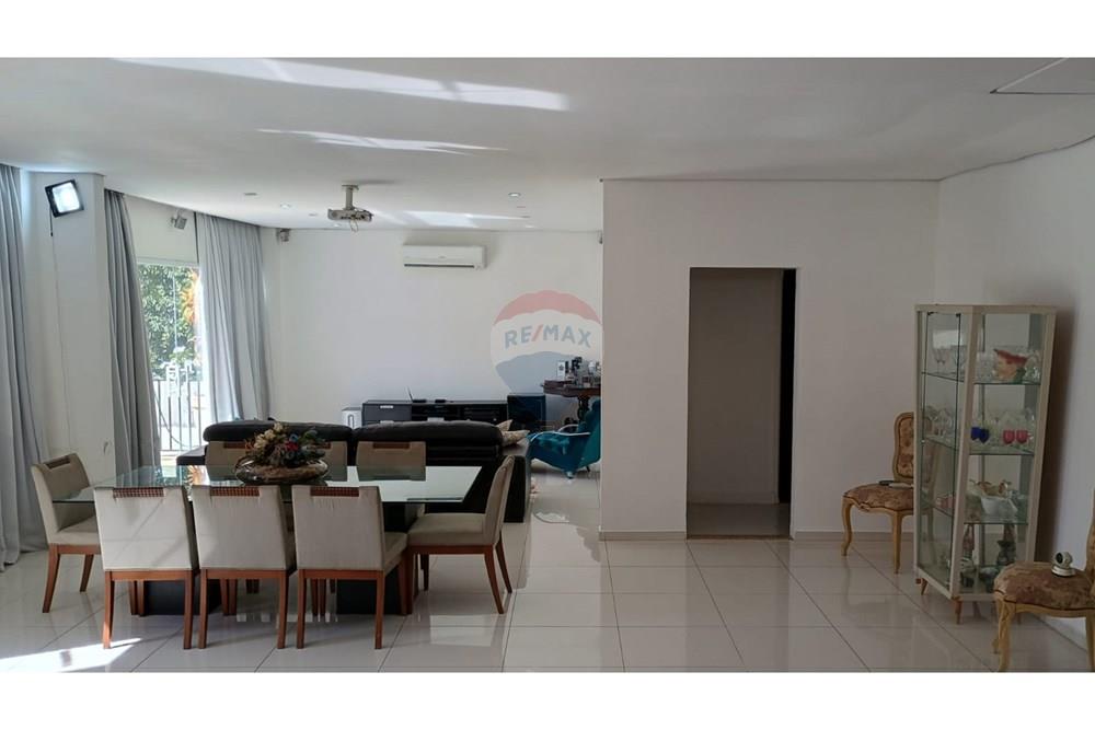 Casa, 3 quartos, 256 m² - Foto 11