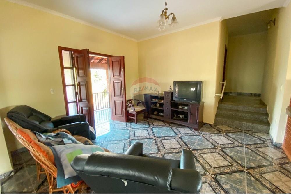 Chácara / Sítio / Fazenda - Venda - Itapira , São Paulo - Imagem do WhatsApp de 2025-02-04 à(s) 12.00.35_58cf6233.jpg - Sala de estar - 690291048-31