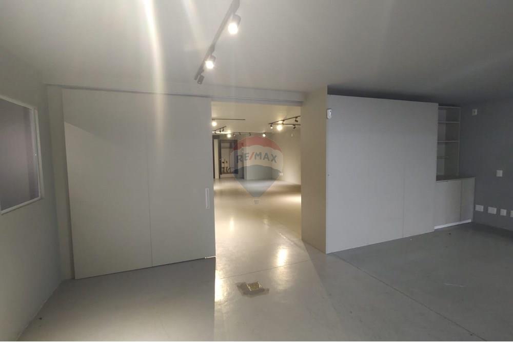 Ponto Comercial/ Loja - Alugar - Jundiaí , São Paulo - PHOTO-2025-10-31-17-48-29 (2).jpg - Garagem - 690591052-28