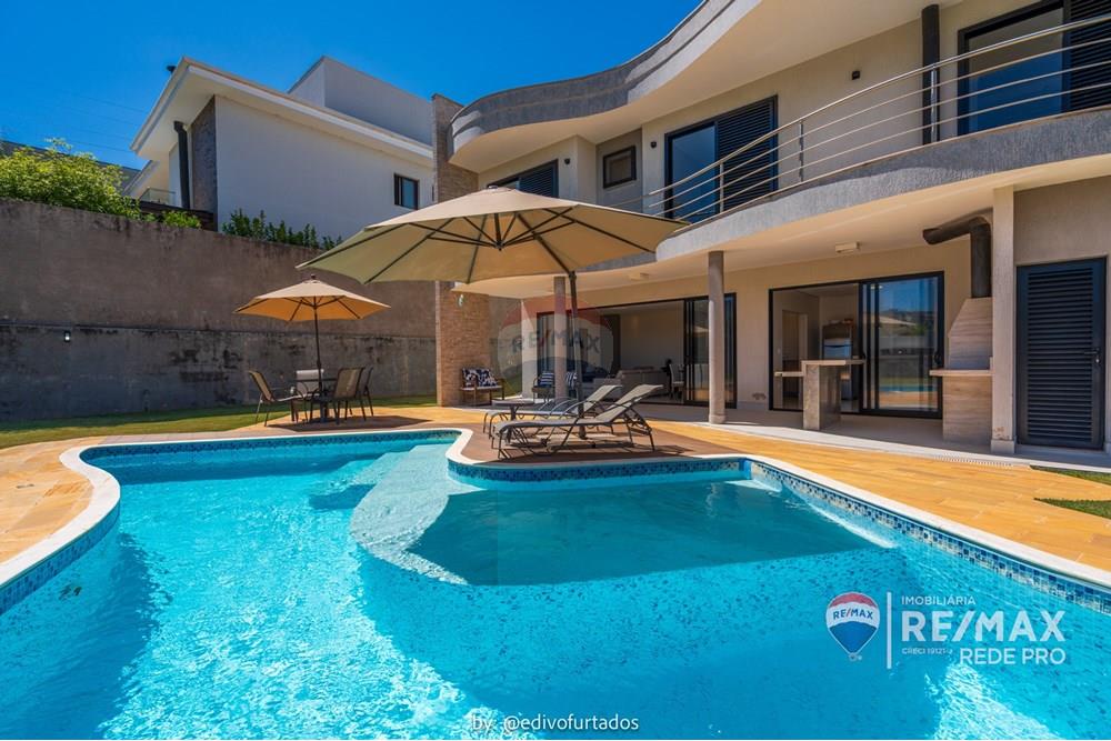 Casa - Venda - Vinhedo , São Paulo - EDI09783EDIVO FURTADO SILVA - RG98002306022 SSPCE - DEYSE MURATA - TOSCANA - REMAX REDE PRO - 690541036-129.jpg - 690541036-129