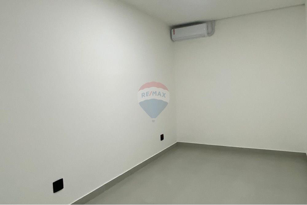 Cj. Comercial/ Sala - Alugar - Mogi Guaçu , São Paulo - Imagem do WhatsApp de 2025-10-02 à(s) 15.27.30_a54d4c6e.jpg - Sala - 690521134-23