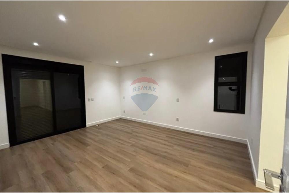 Casa de Condomínio - Venda - Santana de Parnaíba , São Paulo - Captura de tela_3-9-2025_133234_sp.olx.com.br.jpeg - 690951038-1