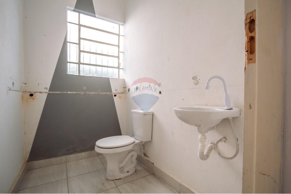 Casa Comercial - Venda - Indaiatuba , São Paulo - IMG_9266.jpg - Banheiro - 690471124-56