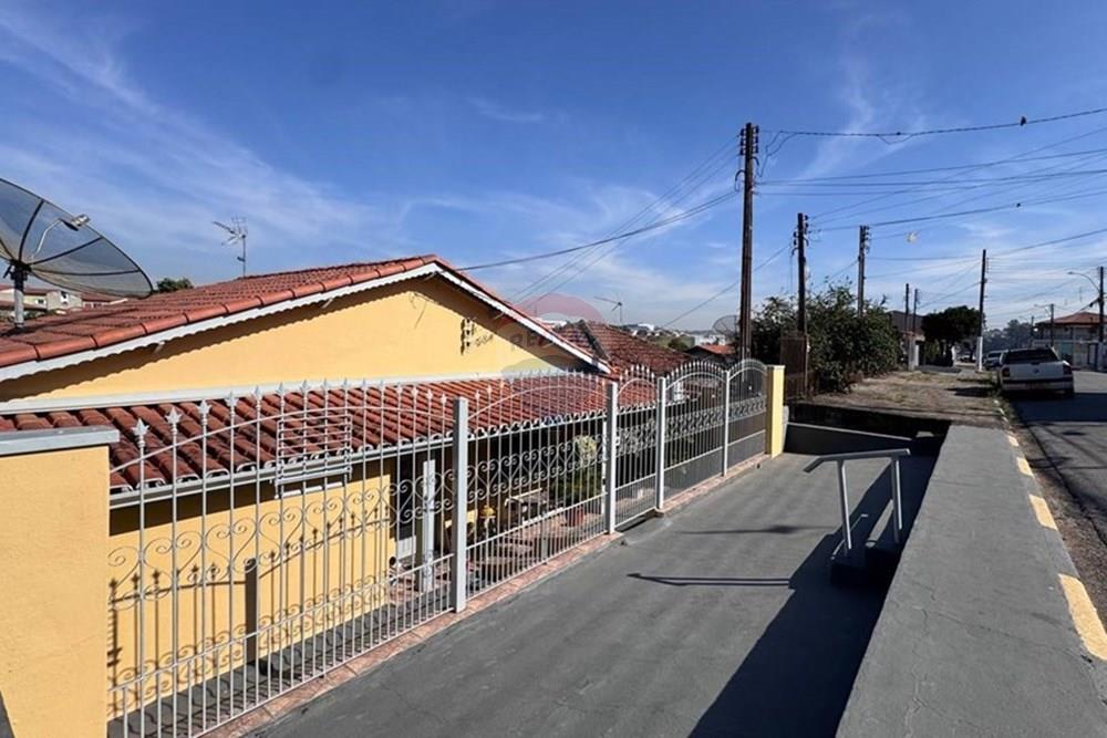 Casa - Venda - Bragança Paulista , São Paulo - frente casa vila biachi.jpg - 690041018-301