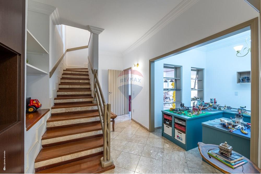 Casa de Condomínio - Venda - Vinhedo , São Paulo - 82 escada.jpg - 690941009-116