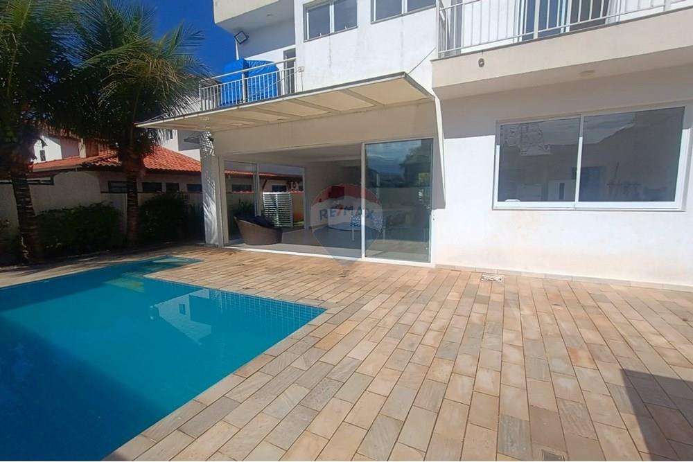 Casa - Venda - Bertioga , São Paulo - casa-com-6-suítes_a-venda-no-Indaiá-Bertioga-remax-690341032-30-corretor-Edivaldo-Santos-foto088.jpg - Quintal - 690341032-30