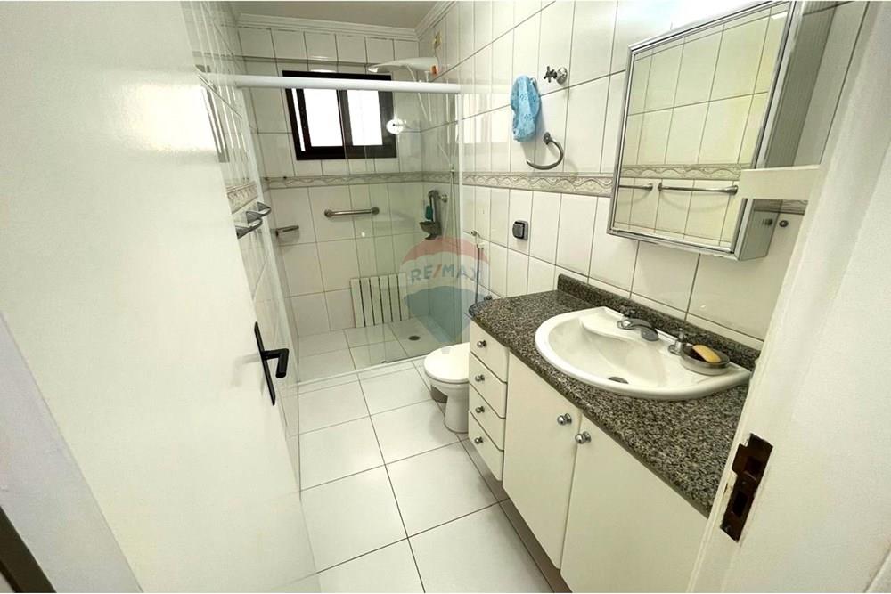 Apartamento - Venda - Guarujá , São Paulo - WhatsApp Image 2024-10-04 at 18.20.15 (27).jpeg - Banheiro - 690501004-900