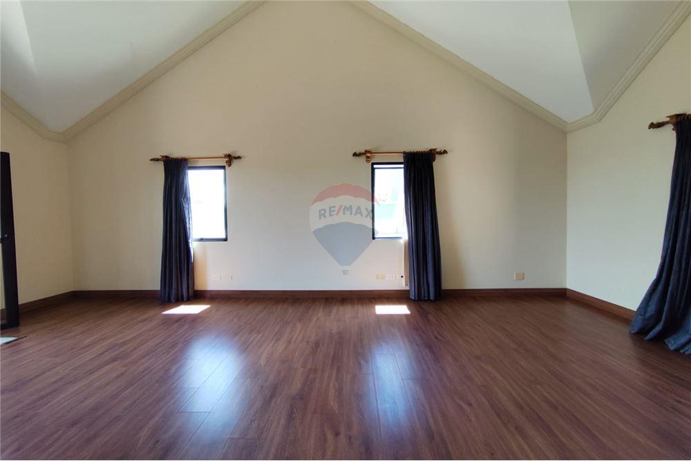 Casa - Venda - Águas de Lindóia , São Paulo - 98 - 690291077-228