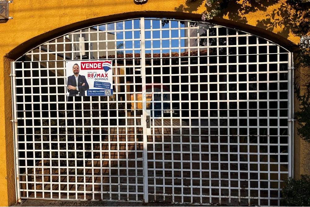 Casa - Venda - Sumaré , São Paulo - Portão com Placa_Longe.jpeg - 690701021-11