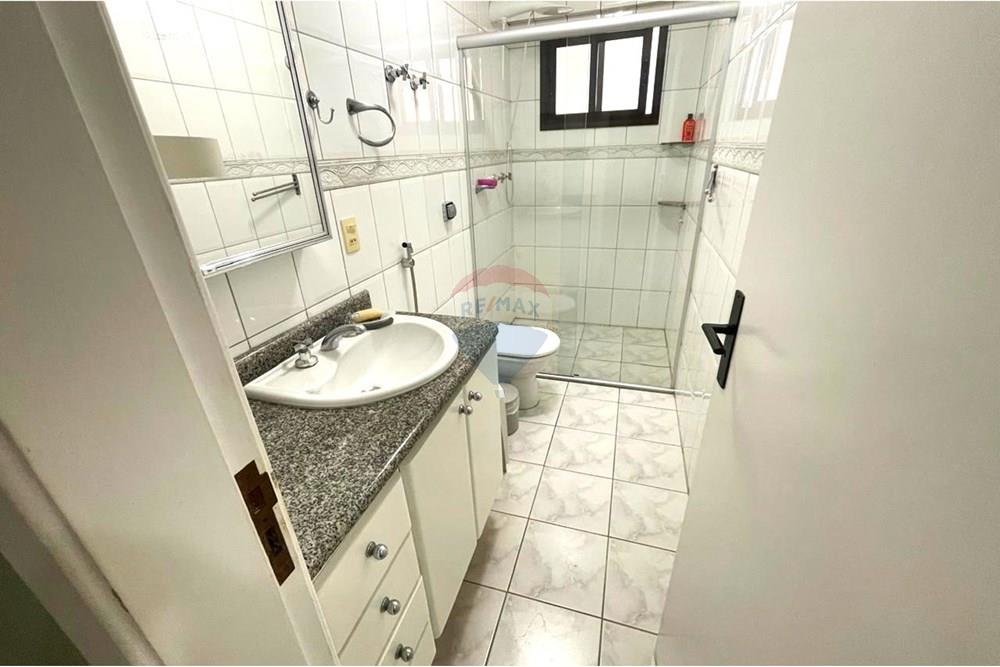 Apartamento - Venda - Guarujá , São Paulo - WhatsApp Image 2024-10-04 at 18.20.15 (35).jpeg - Banheiro - 690501004-900