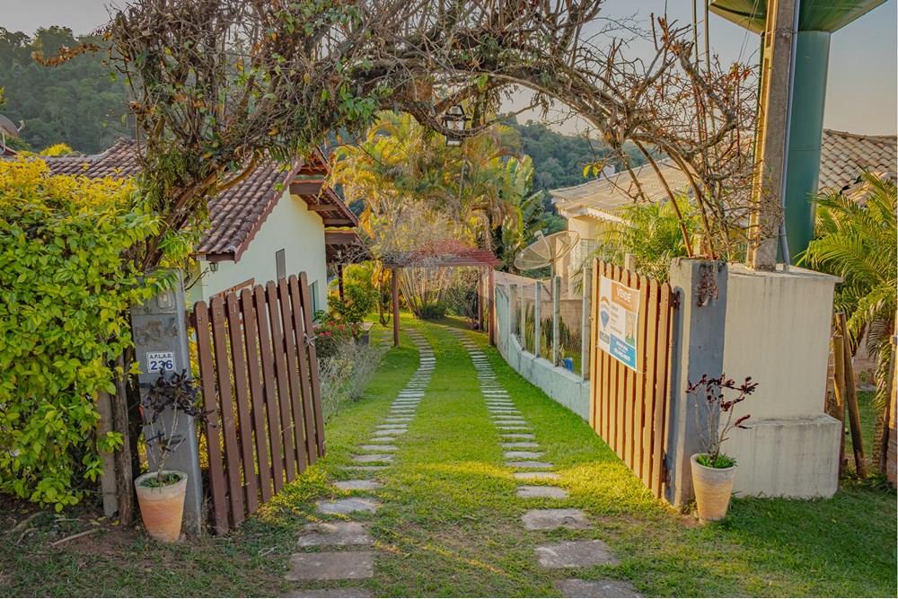 Casa de Condomínio - Venda - Bom Jesus dos Perdões , São Paulo - RVIV-37.jpg - Garagem - 690471058-47