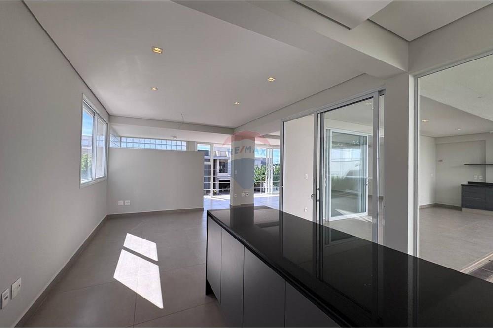 Casa de Condomínio - Venda - Bragança Paulista , São Paulo - photo_62_2025-05-22_12-11-11.jpg - Cozinha - 690041018-290