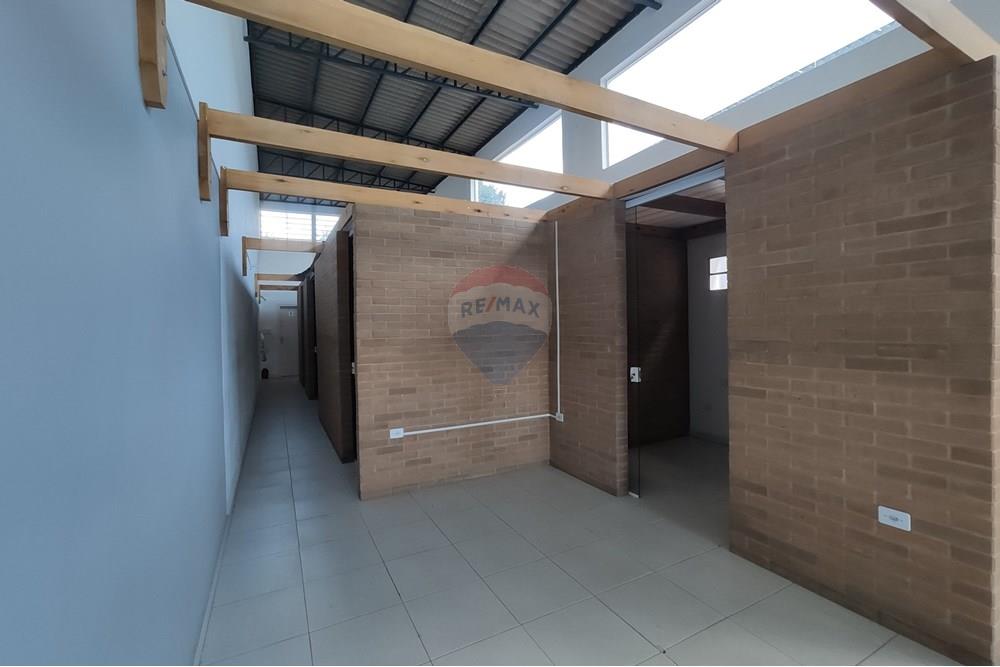 Ponto Comercial/ Loja - Alugar - Atibaia , São Paulo - IMG-20250224-WA0051.jpg - 690471100-113