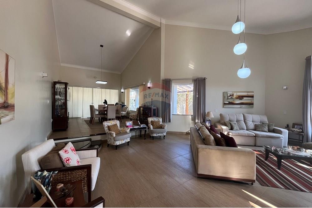 Chácara / Sítio / Fazenda - Venda - Cosmópolis , São Paulo - sala integrada.JPG - 690511309-2