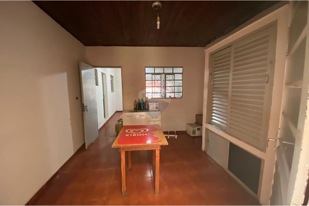 Casa - Venda - Piracicaba , São Paulo - Imagem do WhatsApp de 2025-02-26 à(s) 19.54.48_3315a554.jpg - Despensa - 690781128-4