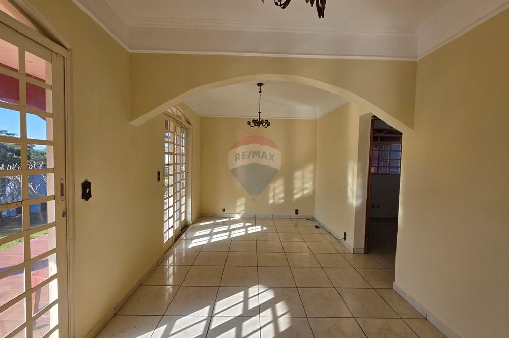 Chácara / Sítio / Fazenda - Venda - Itapira , São Paulo - 20250520_153437.jpg - Sala de estar - 690521005-81