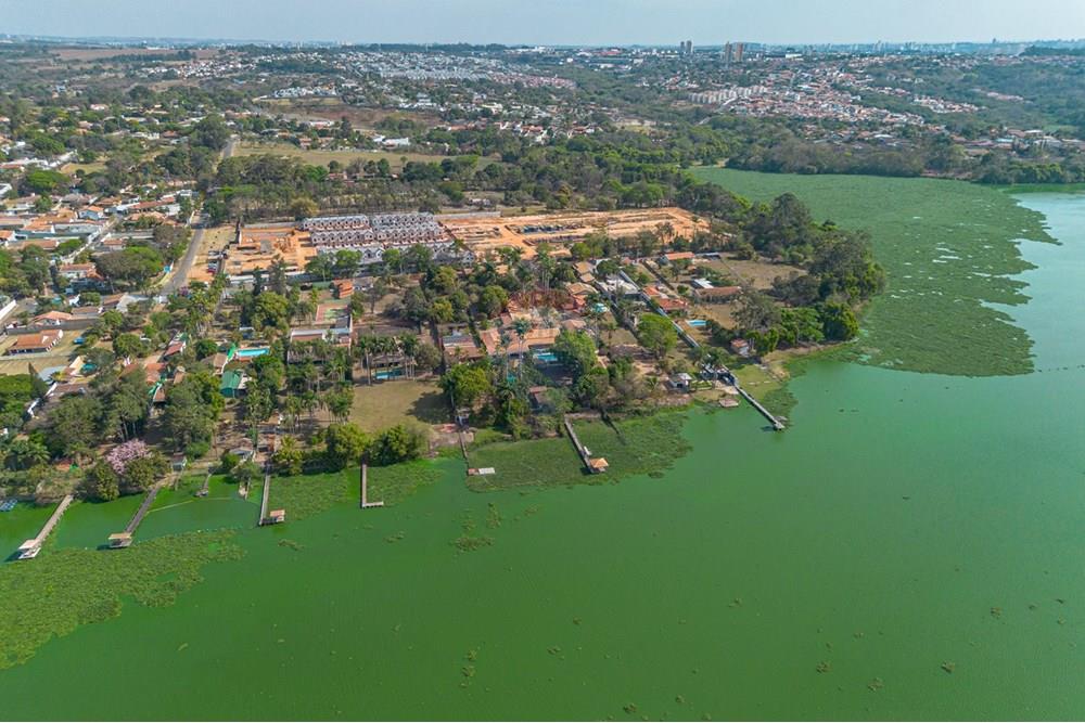 Casa - Venda - Americana , São Paulo - Casa à venda na Praia dos Namorados em Americana com acesso à represa, casa de barcos, piscina,  (8).jpg - Fachada - 690231077-36