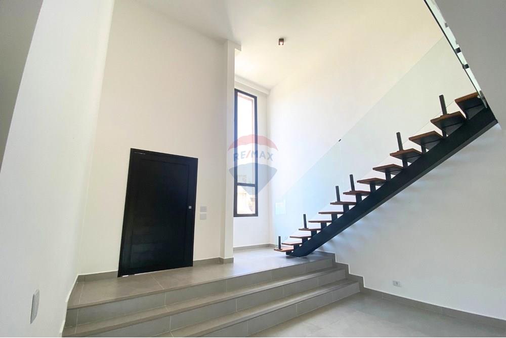 Casa de Condomínio - Venda - Bragança Paulista , São Paulo - 0000020.jpg - Sala de estar - 690141004-35