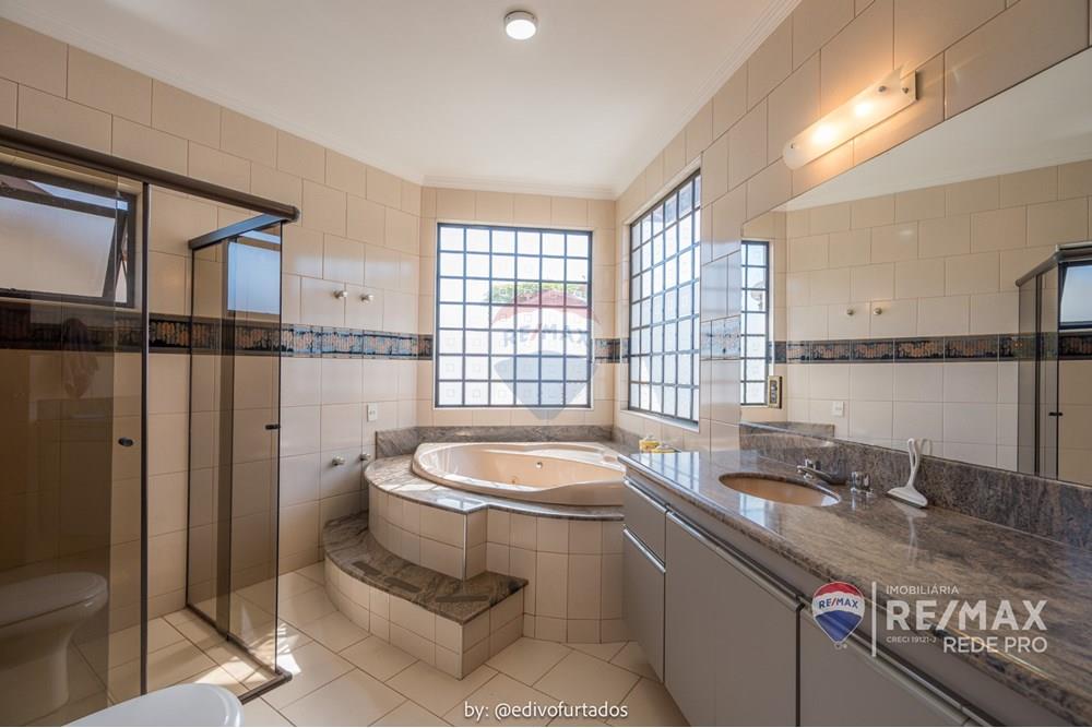 Casa de Condomínio - Alugar - Vinhedo , São Paulo - EDI09178EDIVO FURTADO SILVA - RG98002306022 SSPCE - REMAX REDE PRO - 690541093-135 - MARAMBAIA - PAULO MODULO.jpg - 690541093-135