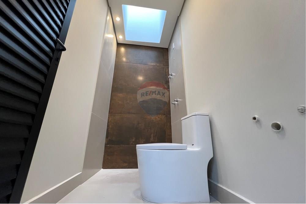 Casa de Condomínio - Venda - Nova Odessa , São Paulo - IMG_5743.jpg - Banheiro - 691101018-36