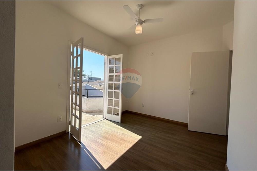 Casa - Alugar - Valinhos , São Paulo - WhatsApp Image 2025-09-12 at 12.35.53 (2).jpeg - 690851090-61