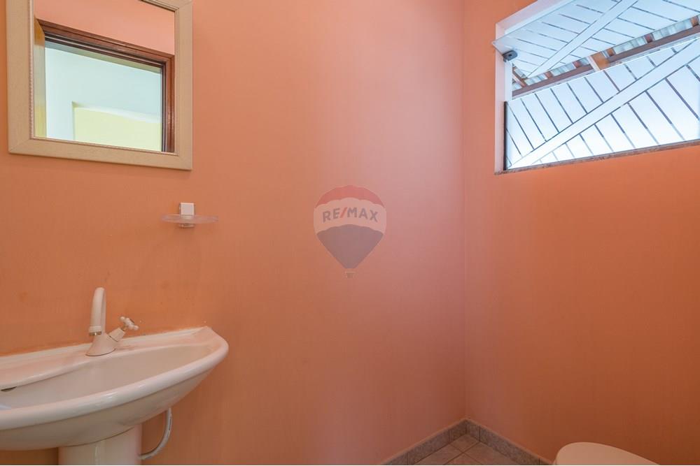 Casa de Condomínio - Venda - Vinhedo , São Paulo - 12 lavabo.jpg - 690941021-37