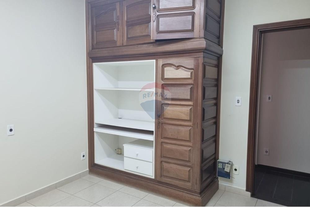 Casa Comercial - Alugar - Bragança Paulista , São Paulo - Imagem do WhatsApp de 2025-02-27 à(s) 16.37.58_1ce95d09.jpg - 690041051-34