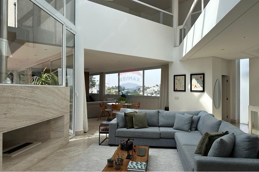 Casa de Condomínio - Venda - Santana de Parnaíba , São Paulo - Salas3 lareira.jpg - 691141025-4