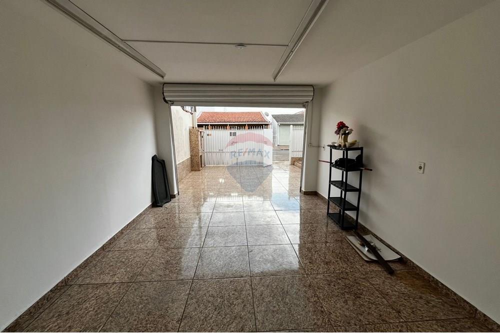 Casa - Alugar - Atibaia , São Paulo - WhatsApp Image 2025-08-26 at 16.26.35.jpeg - Garagem - 690471149-4