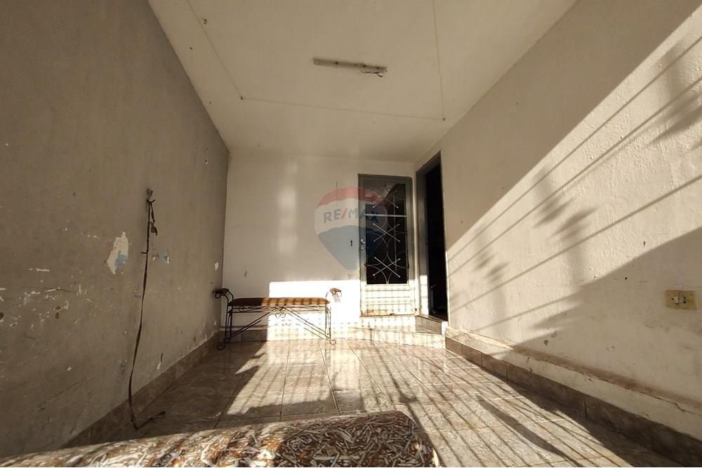 Casa à venda com 3 quartos, 324m² - Foto 25