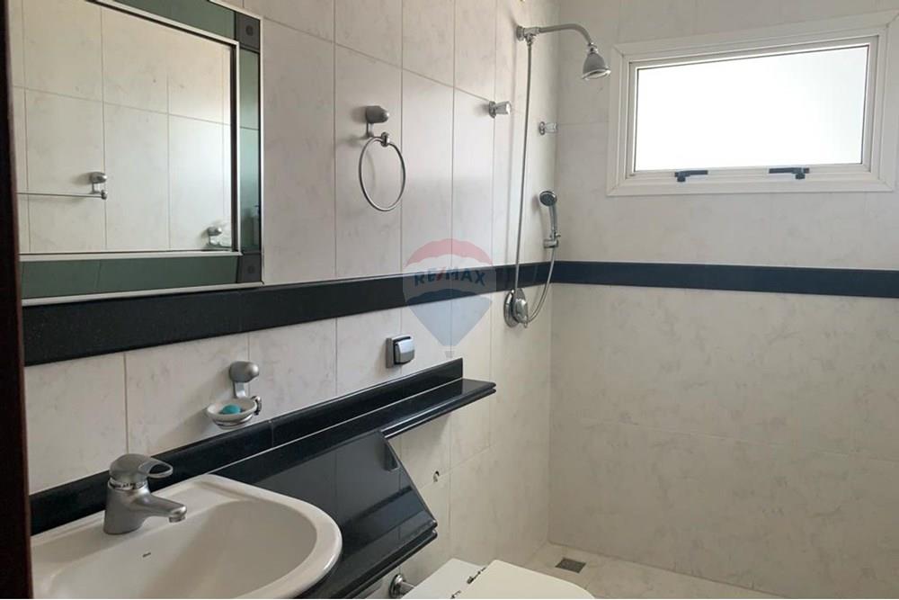 Casa de Condomínio - Alugar - Valinhos , São Paulo - Suite1_Banho.jpeg.jpg - 690131086-46