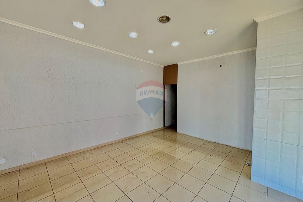 Ponto Comercial/ Loja - Alugar - Mogi Guaçu , São Paulo - IMG_4738.JPG - Pátio interno - 690521118-124