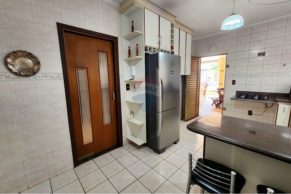 Sobrado - Venda - Araraquara , São Paulo - Fotos casa Miguel´´´´.jpg - 690151059-24