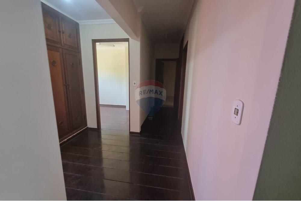 Casa Comercial - Alugar - Bragança Paulista , São Paulo - Imagem do WhatsApp de 2025-02-27 à(s) 16.37.56_755be936.jpg - 690041051-34