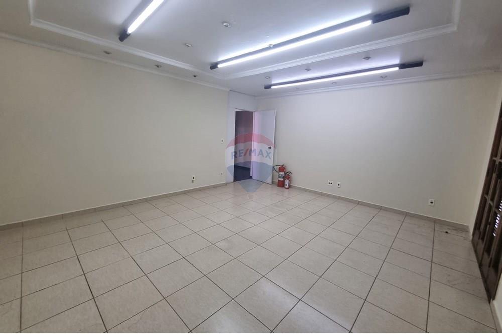 Casa Comercial - Alugar - Bragança Paulista , São Paulo - Imagem do WhatsApp de 2025-02-27 à(s) 16.37.56_cf89bf42.jpg - 690041051-34
