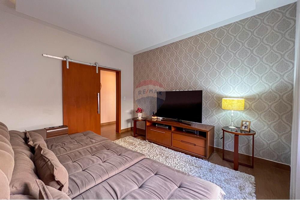 Casa de Condomínio - Venda - Atibaia , São Paulo - sala de tv 1.jpg - Sala privativa - 690471166-1