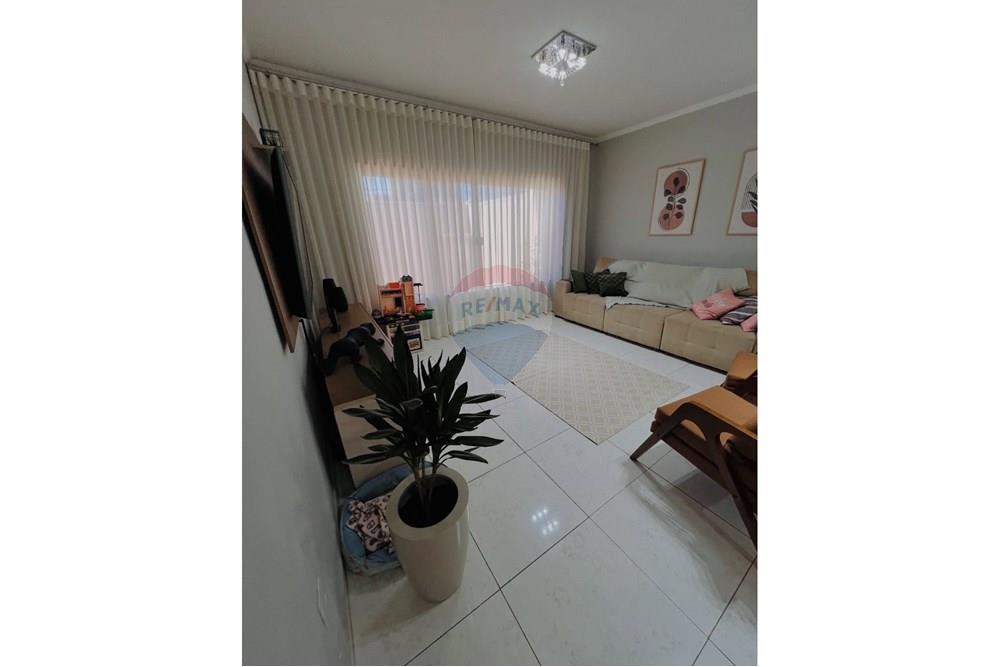 Sobrado - Alugar - Mogi Guaçu , São Paulo - WhatsApp Image 2025-10-30 at 22.49.54 (1).jpeg - 690281061-9