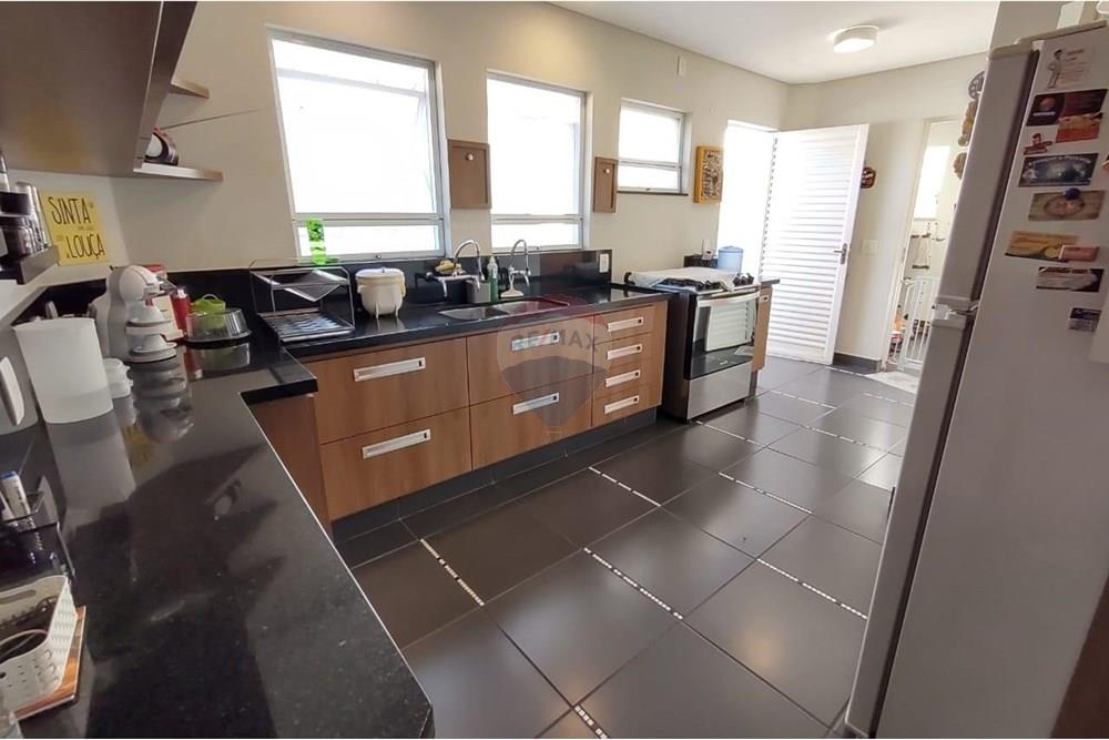 Sobrado - Venda - Águas de Lindóia , São Paulo - WhatsApp Image 2025-07-13 at 21.42.02 (4).jpeg - Cozinha - 690291077-218