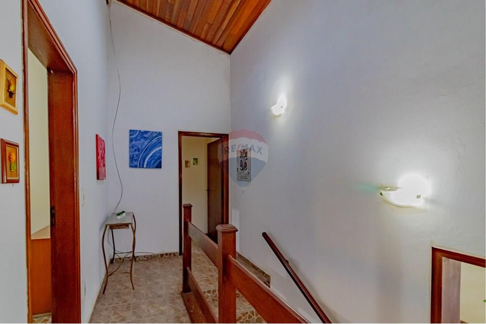 Casa de Condomínio - Venda - Bom Jesus dos Perdões , São Paulo - RVIV-64.jpg - Corredor - 690471058-47