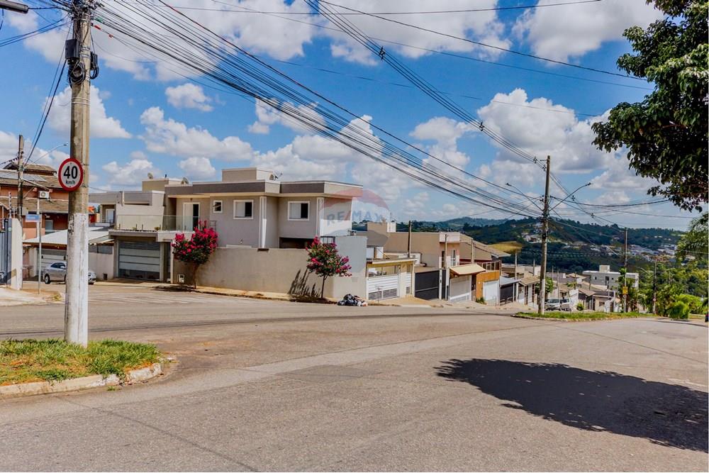 Casa - Venda - Atibaia , São Paulo - 45- Sobrado de Esquina com 3 Quartos e 3 Vagas de Garagem.jpg - 690921092-5