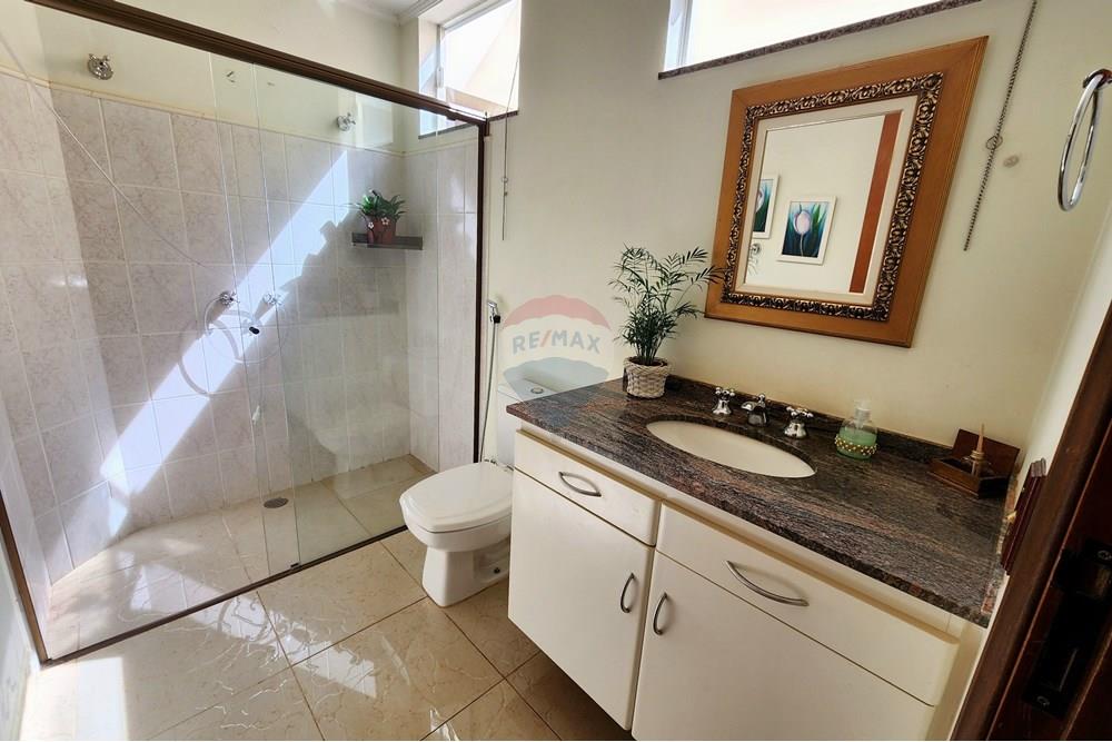 Sobrado - Venda - Araraquara , São Paulo - Fotos casa Miguel~~.jpg - 690151059-24