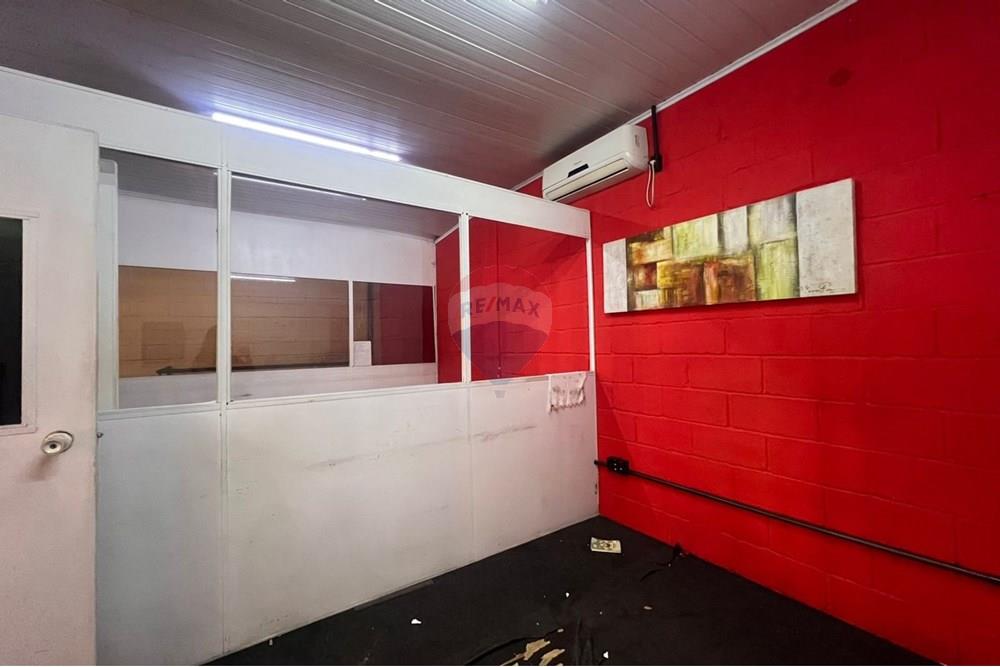 Galpão - Alugar - Bragança Paulista , São Paulo - WhatsApp Image 2025-10-03 at 11.09.38 (5).jpeg - 690041104-6