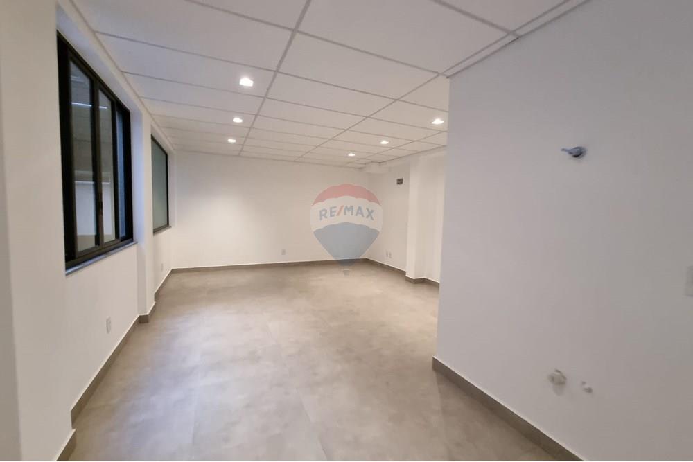 Cj. Comercial/ Sala - Alugar - Bragança Paulista , São Paulo - sala 105 foto 01.jpg - 690041051-64