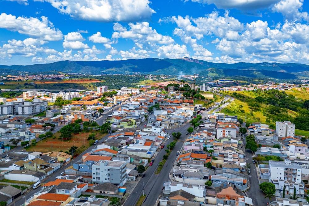 Casa - Venda - Atibaia , São Paulo - 51- Sobrado de Esquina com 3 Quartos e 3 Vagas de Garagem.jpg - 690921092-5
