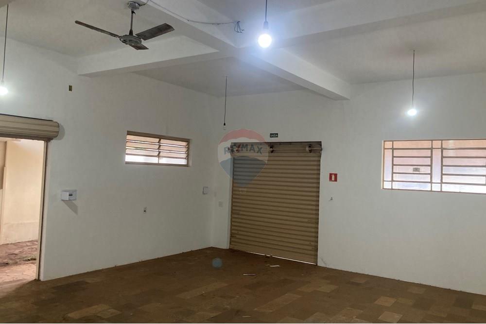 Ponto Comercial/ Loja - Alugar - Limeira , São Paulo - IMG_8860.JPG - 690741013-155