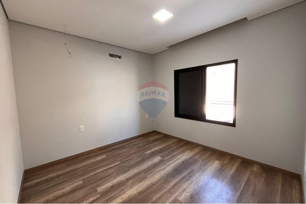 Casa de Condomínio - Venda - Valinhos , São Paulo - d7bff9eb-60aa-4a81-95c8-6463a84ad2f3.jpg - 690621048-47