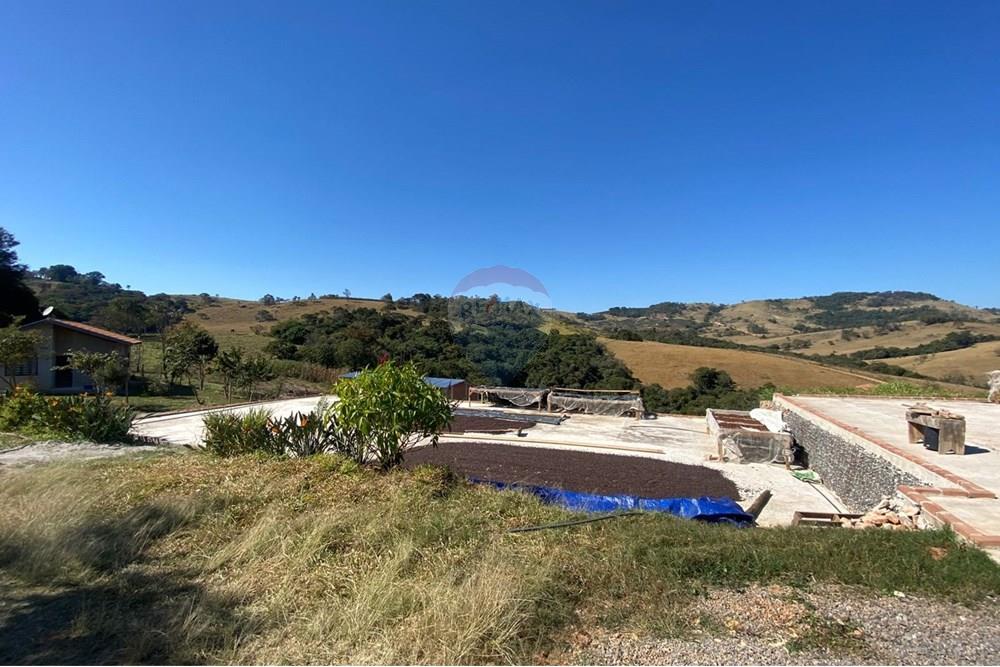 Chácara / Sítio / Fazenda - Venda - Monte Sião , Minas Gerais - WhatsApp Image 2025-07-18 at 18.07.56.jpeg - Jardim Externo - 690291077-219