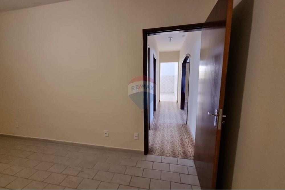 Casa - Alugar - Bragança Paulista , São Paulo - casa verde locação corredor .jpg - 690041051-78