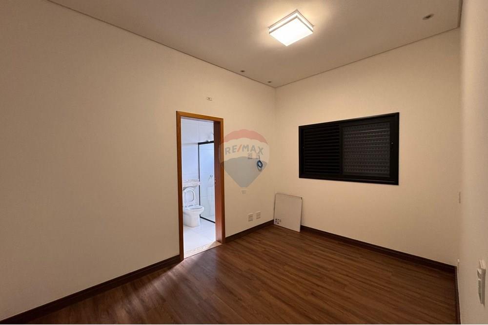 Casa de Condomínio - Alugar - Bragança Paulista , São Paulo - WhatsApp Image 2025-10-06 at 12.20.56 (3).jpeg - 690041052-113